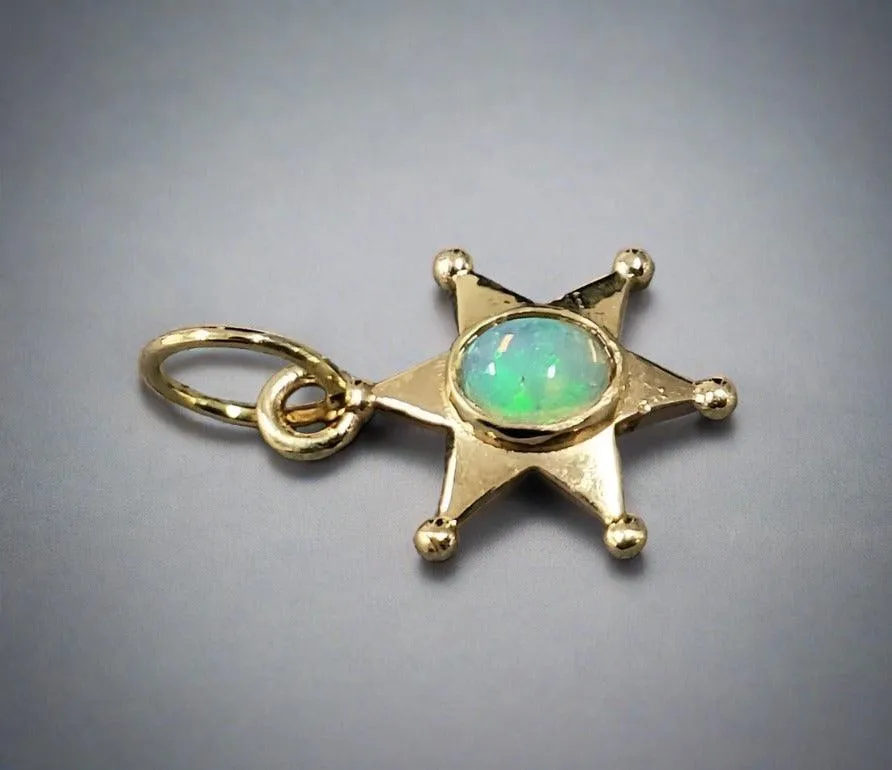 18k Gold Ethiopian Opal Pendant