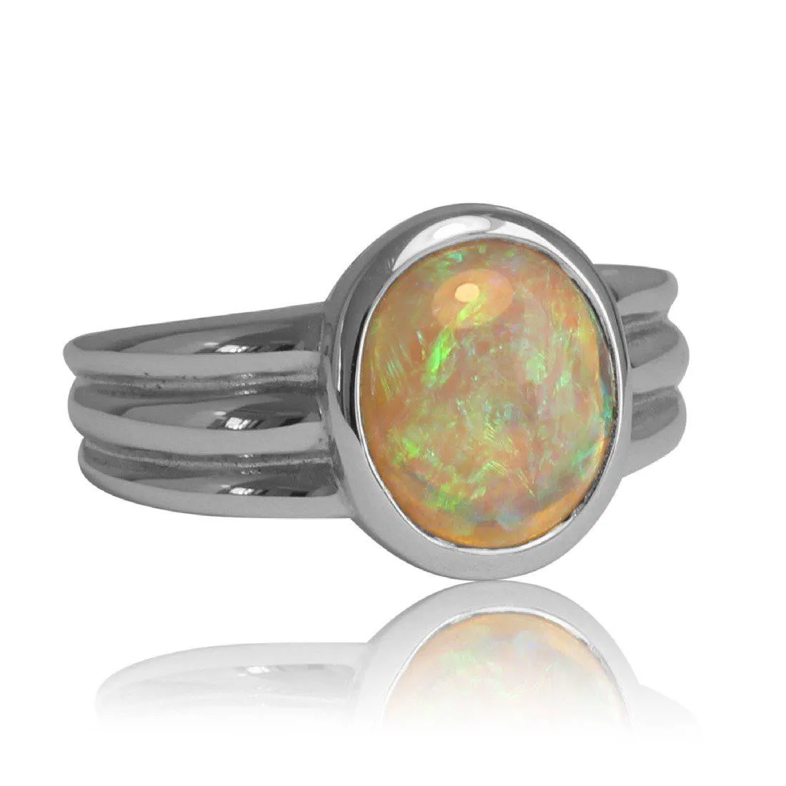 18kt White Gold Black Opal ring