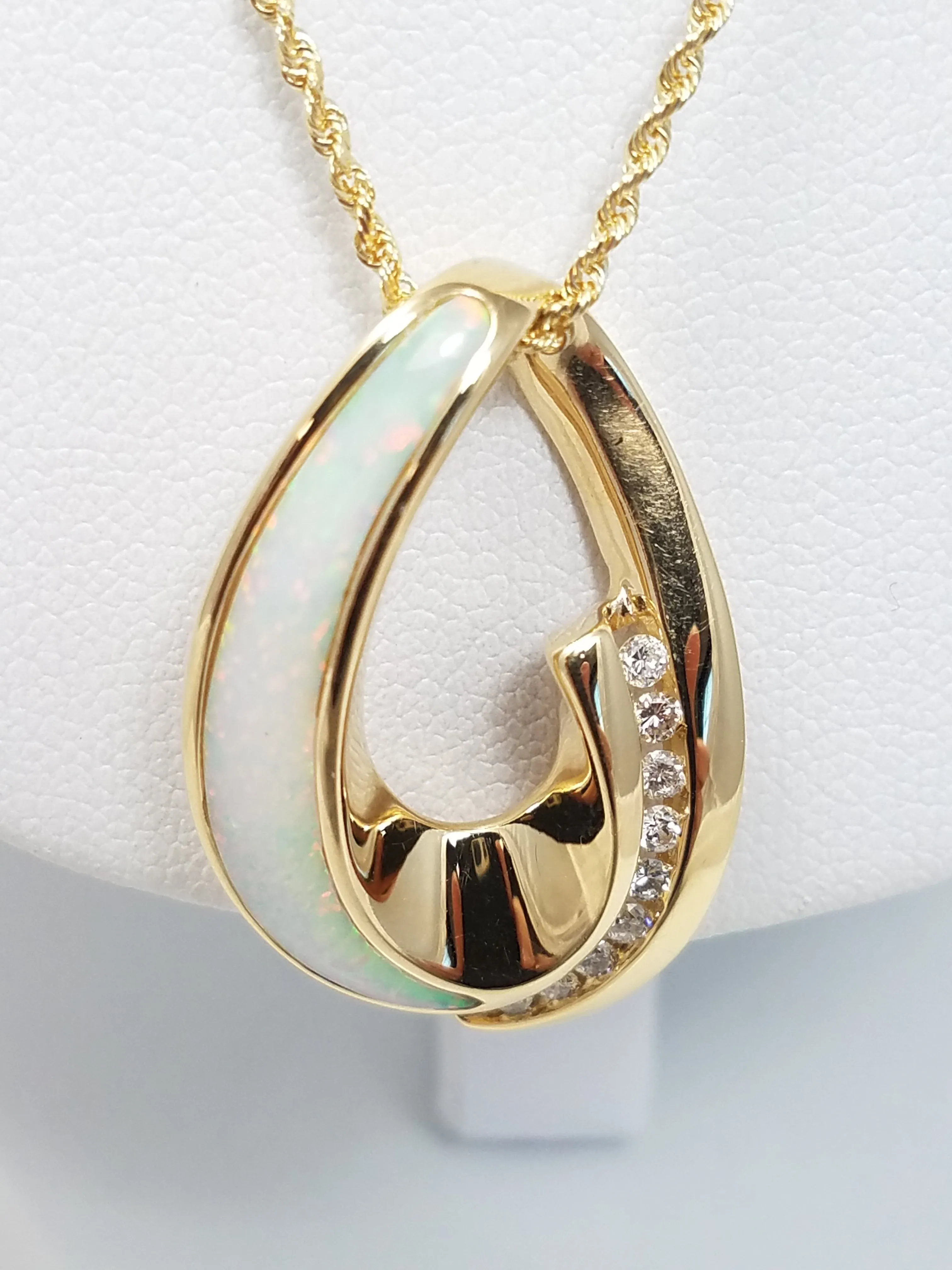 24" Solid 14k Yellow Gold Synthetic Opal Natural Diamond Pendant
