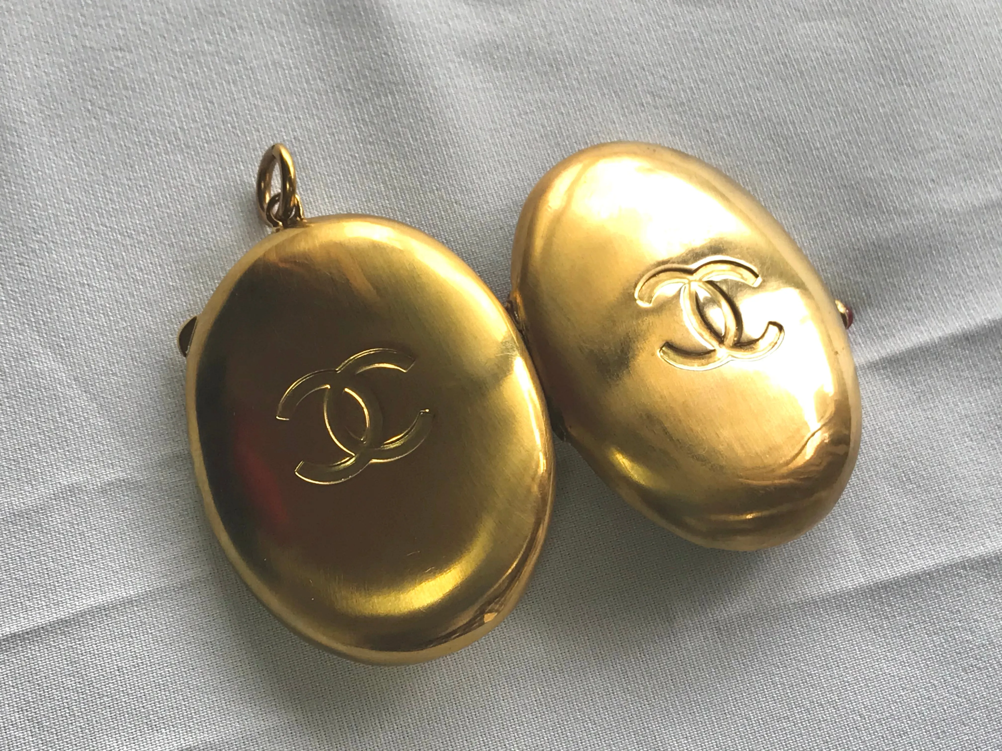 90’s Vintage Chanel Locket pendant top with CC engraved mark.