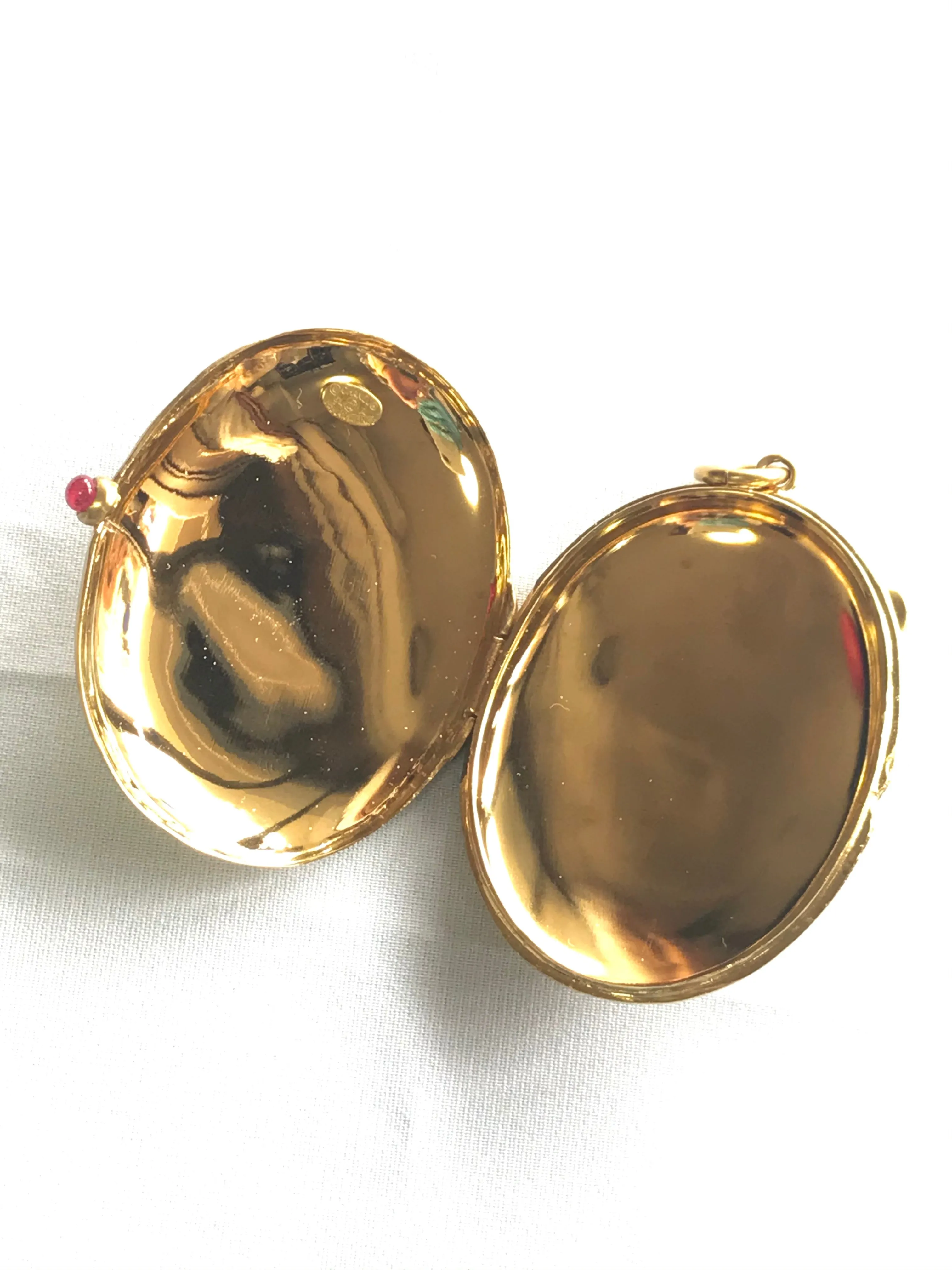 90’s Vintage Chanel Locket pendant top with CC engraved mark.