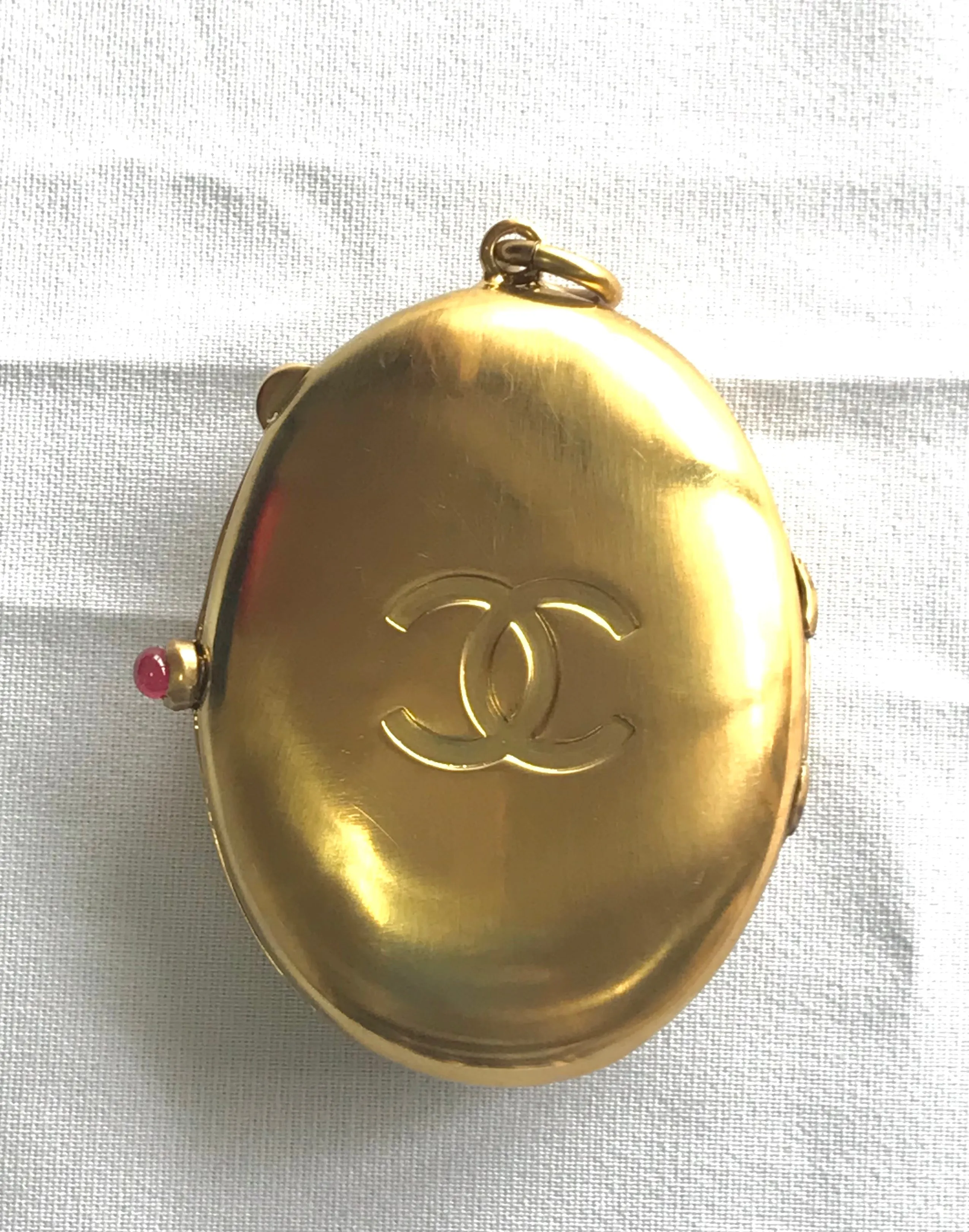 90’s Vintage Chanel Locket pendant top with CC engraved mark.