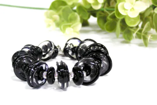 Black Glass Beaded Bracelet