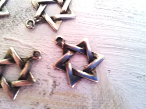 Delicate Charms for making jewels. Unisex Star of David Pendants. 10 pcs.