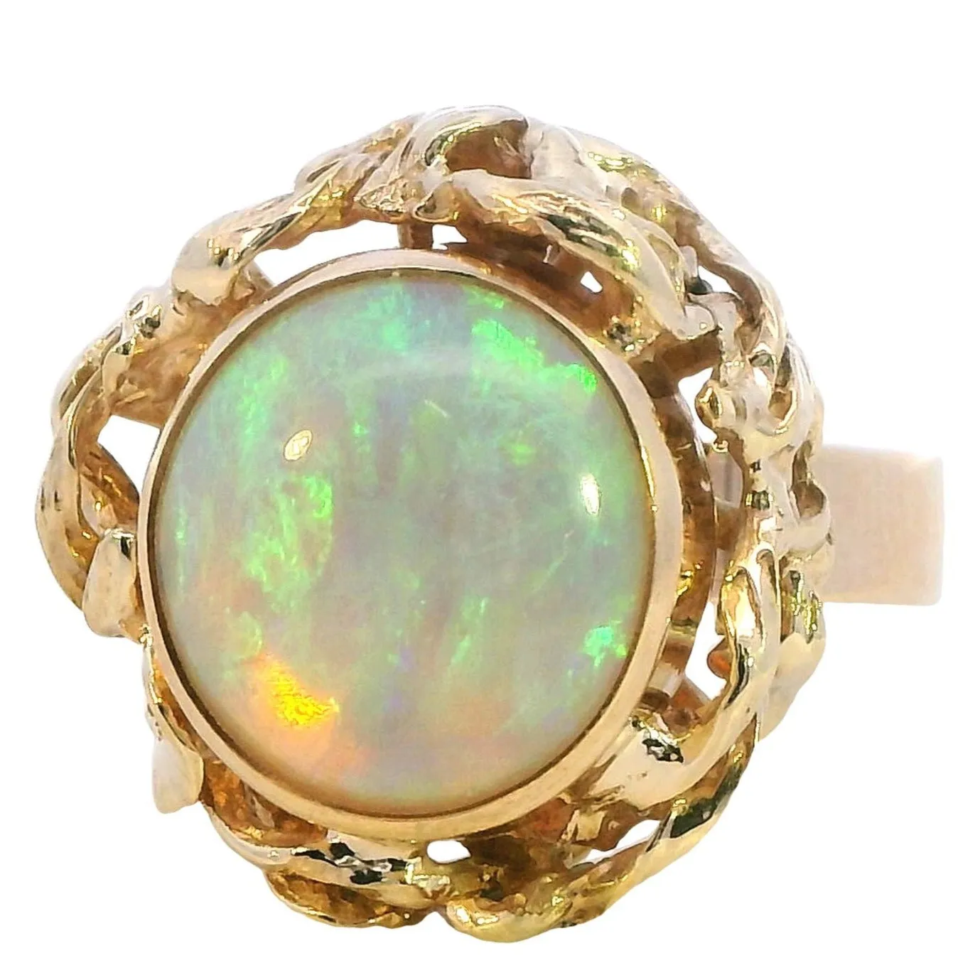 Enchanting 9ct Yellow Gold Opal Ring - A Gem with a Story