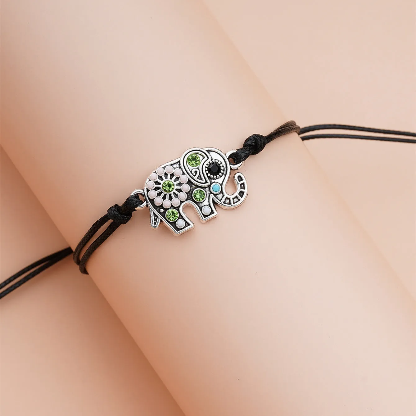 Sure! Here’s an optimized title for the e-commerce product:

Elegant Diamond-Studded Hollow Elephant Charm Card Bracelet - Fashionable and Unique Jewelry Accessory