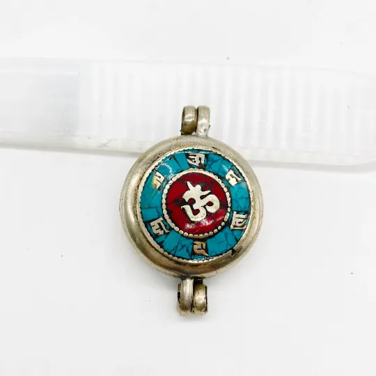 Handmade Medium Tibetan Box Style Pendant with Vajra and OM Symbol