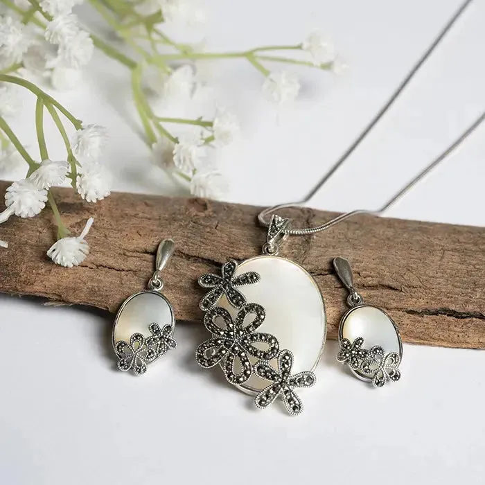Moonlit Floral Delight Pendant Set