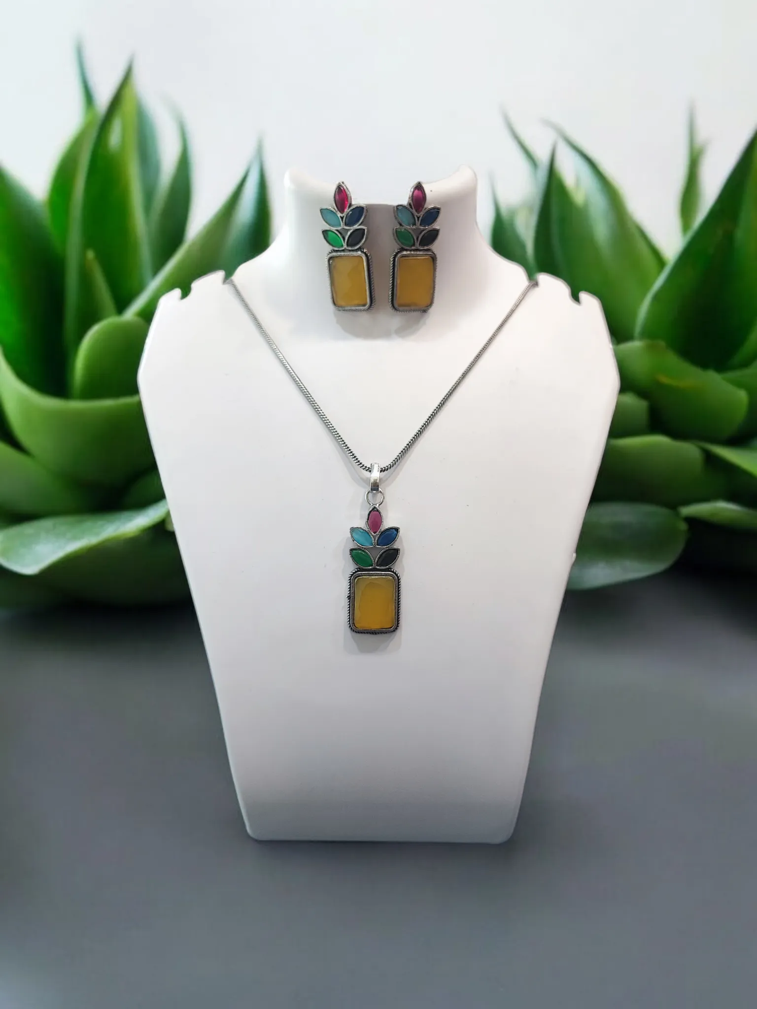 Pearlfect Oxidised Pendant Sets