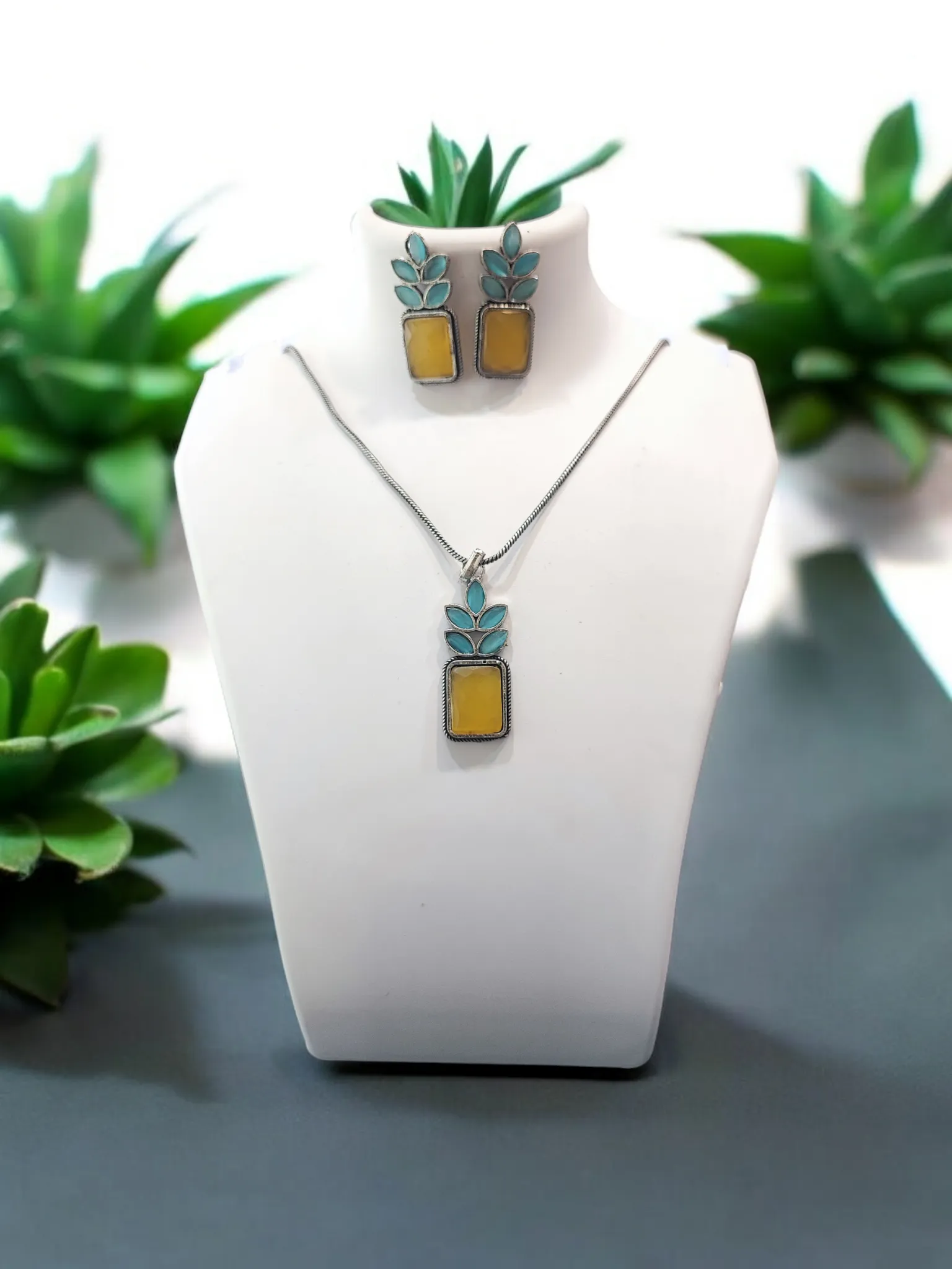 Pearlfect Oxidised Pendant Sets