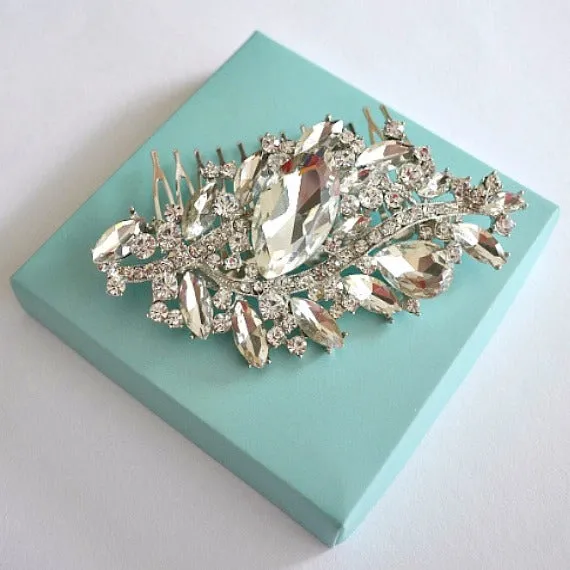 Rhinestone Crystal Bridal Hair Comb. Vintage Inspired Wedding Hair Comb. Hair Accessory. Bridal Hair Piece. Headpiece. Wedding Hair Jewelry.