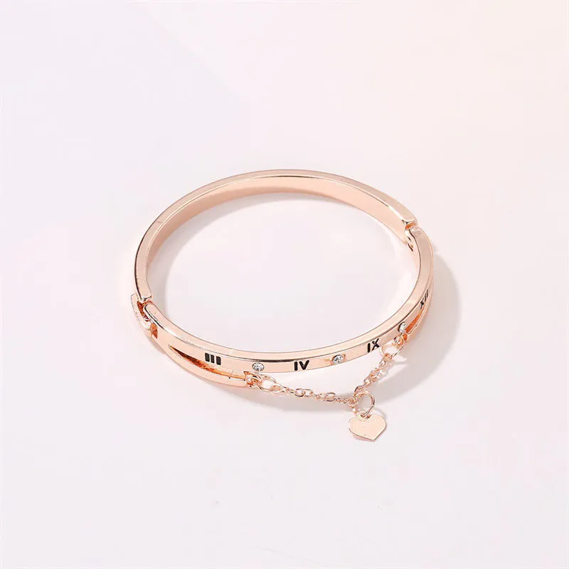 Roman Numeral Love Heart Tassel Peach Heart Pendant Bracelet