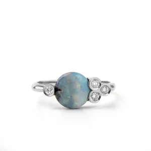 Round-cut Boulder 18k white gold opal ring