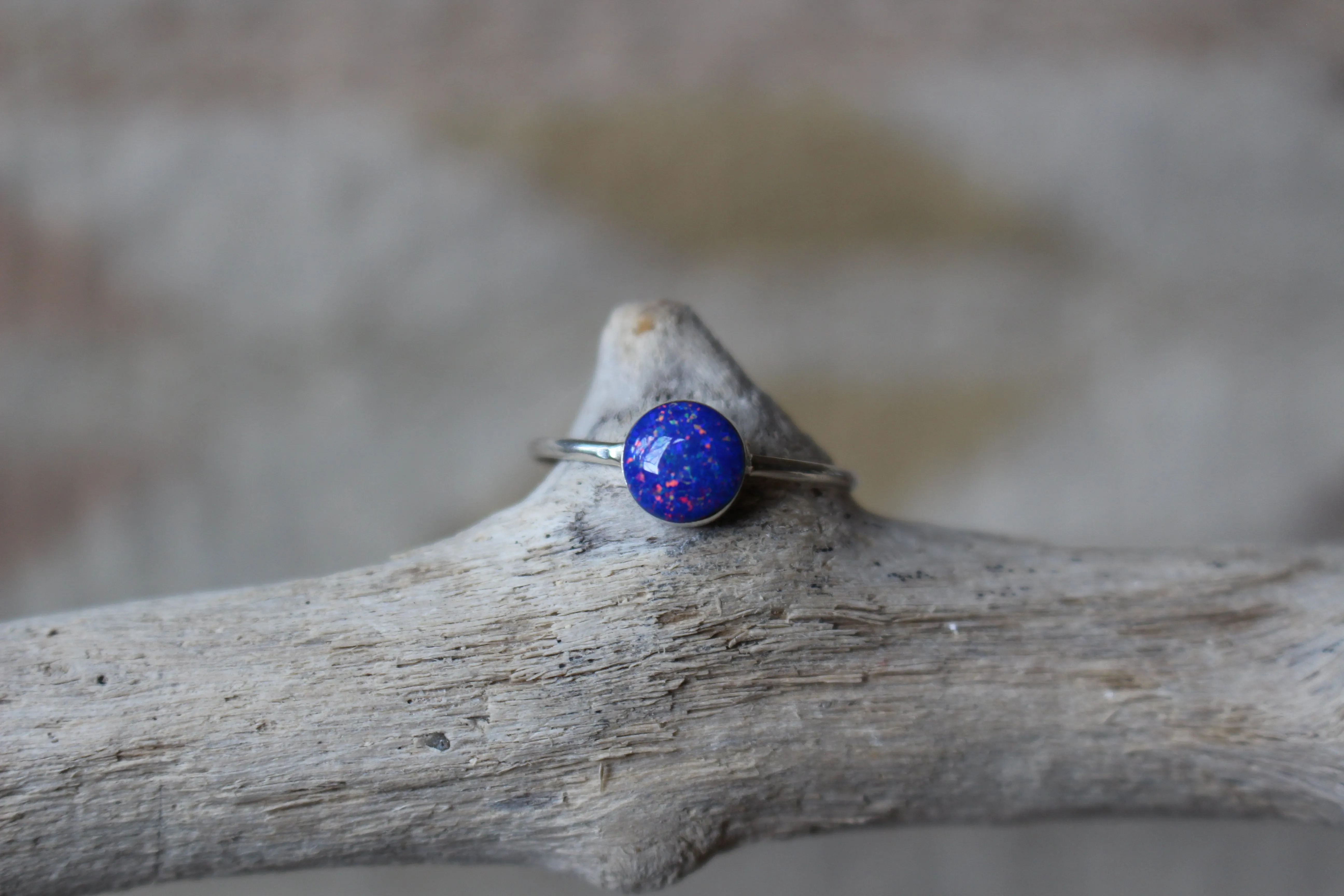Round Royal Opal Breeze Ring