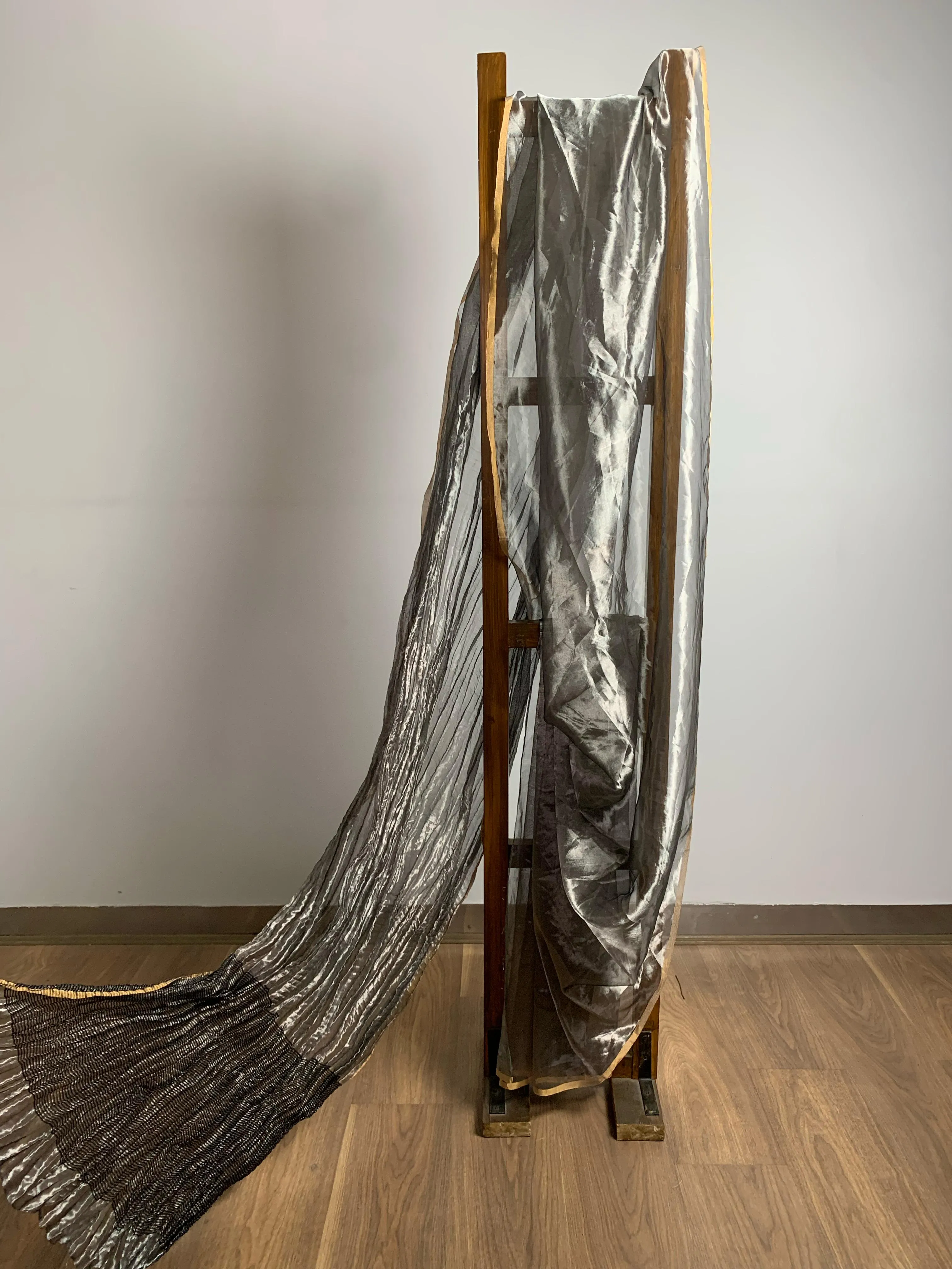 Silver crushed tissue sari