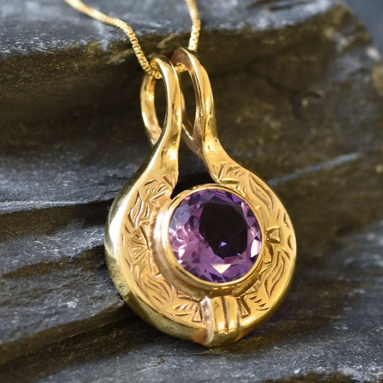 Vintage Amethyst Pendant - Natural Amethyst Necklace, Gold Amethyst Pendant