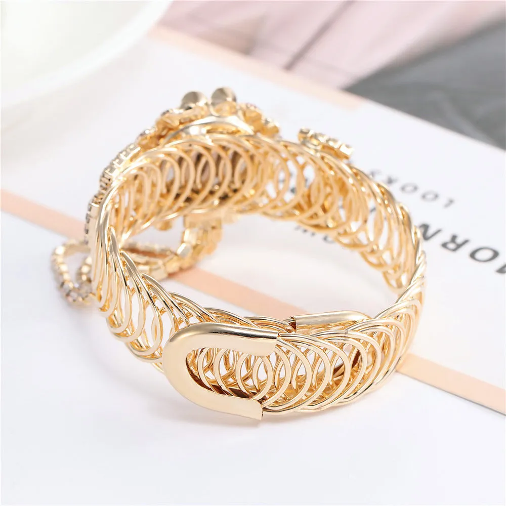 Women's Diamond-Embedded Elegant Quartz Watch Fashionable Alloy Bracelet Watch for Women